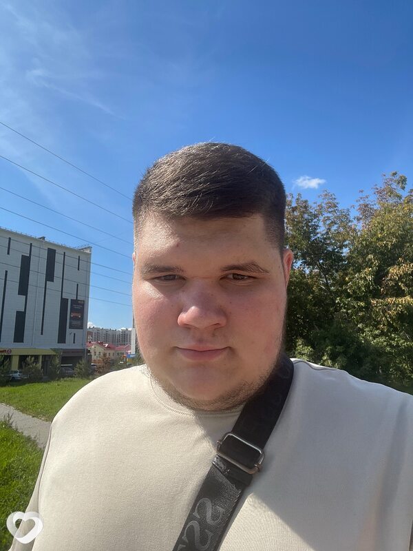 Илья, 19, Барнауле — анкета №3054690