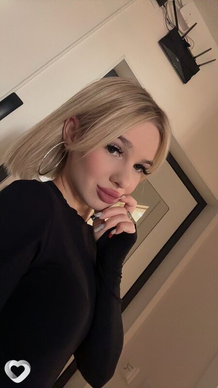 Алёна, 20, Санкт-Петербурге — анкета №3055438