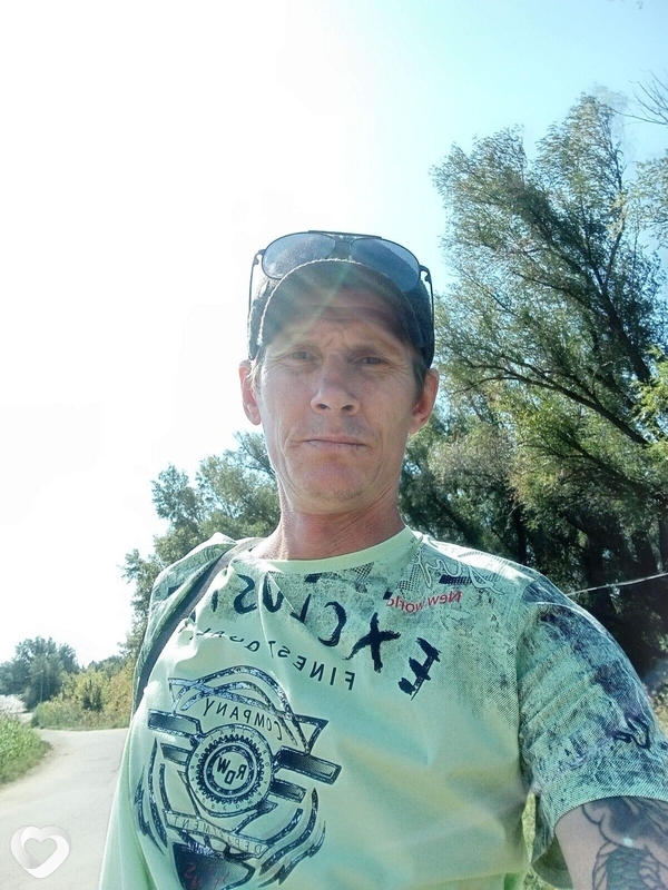 Евгений, 40, Каменске-Шахтинском — анкета №3056023