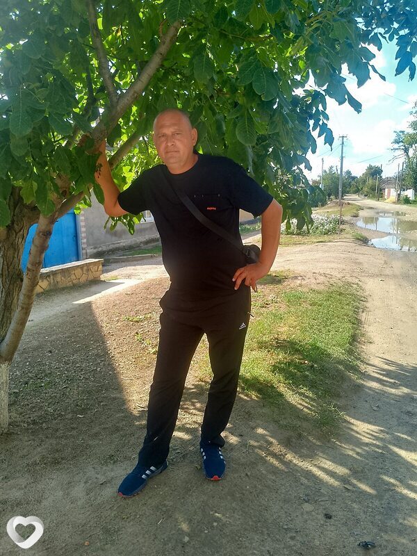 Иван, 42, Луганске — анкета №3056170