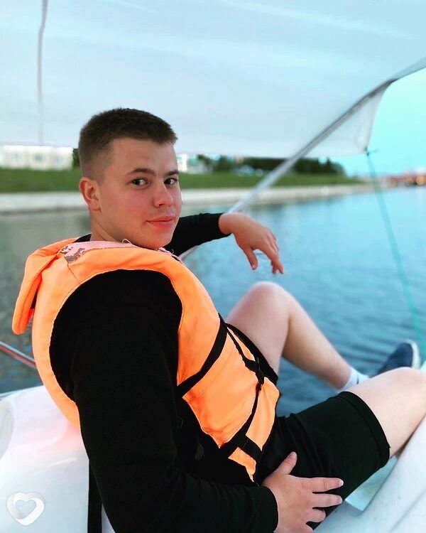 Александр, 27, Орёл — анкета №3056356