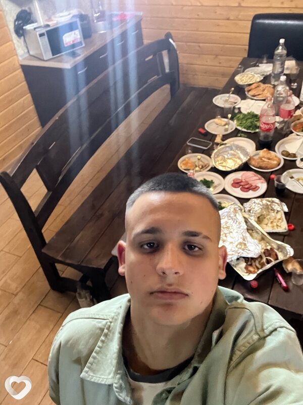 Александр, 20, Белореченске — анкета №3057005
