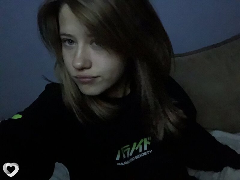Анна, 18, Мариуполе — анкета №3057223