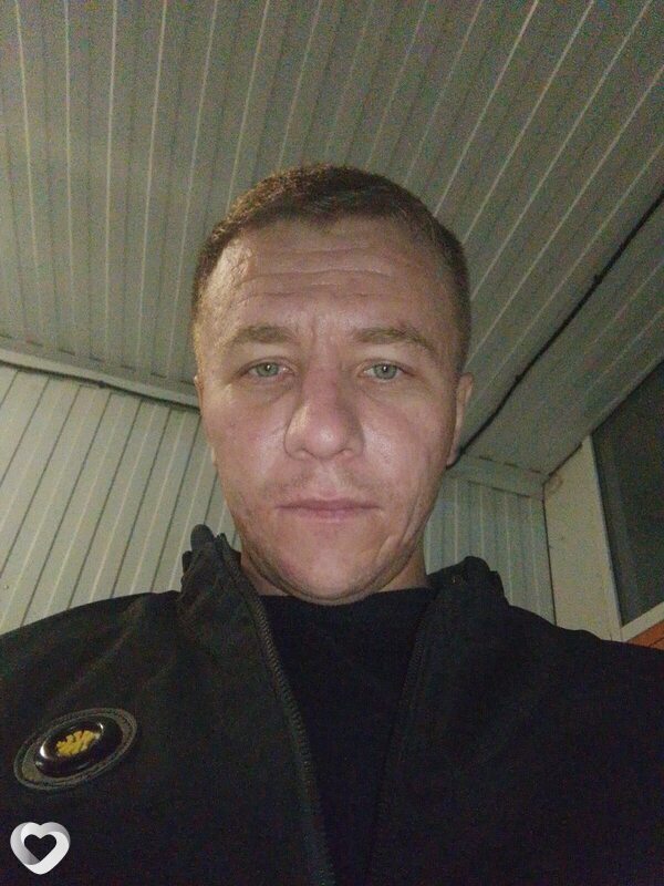 Иван, 27, Горнозаводске — анкета №3057409