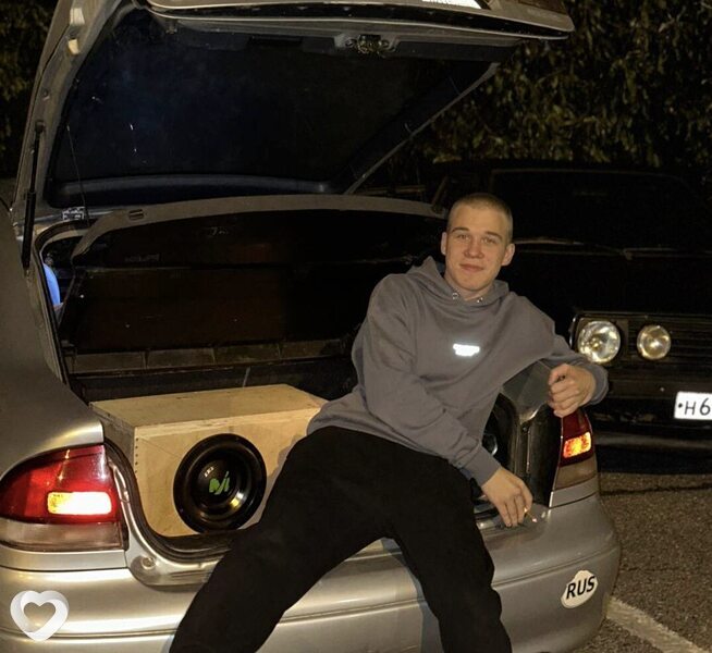 Кирилл, 20, Калининграде — анкета №3058000