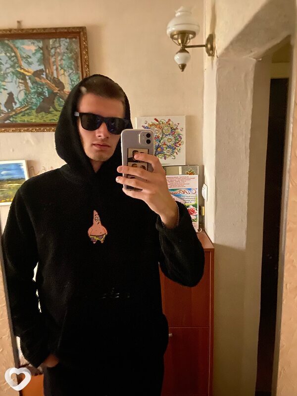 Дмитрий, 21, Северодвинске — анкета №3058627