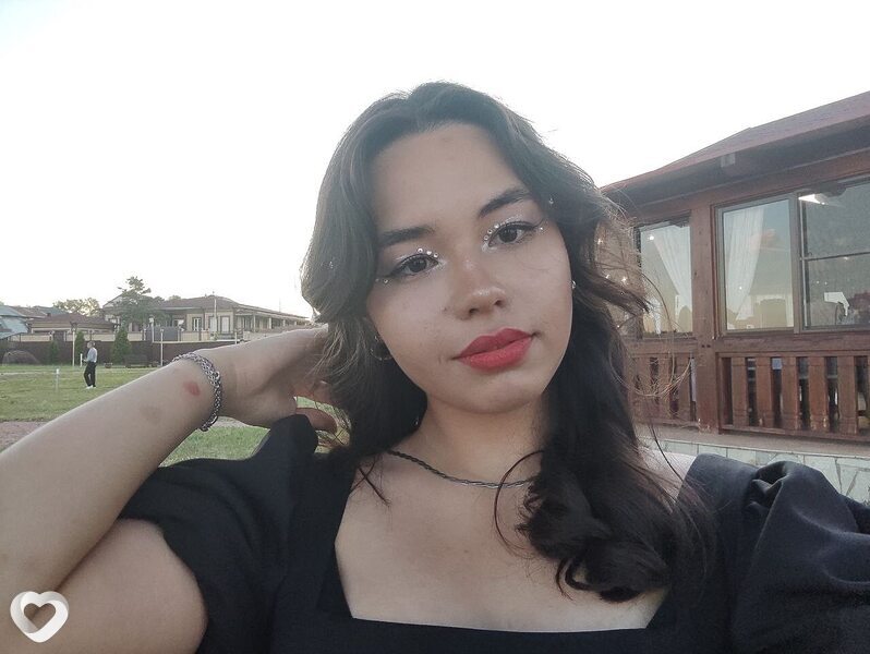 Алина, 24, Ростове-на-Дону — анкета №3059272