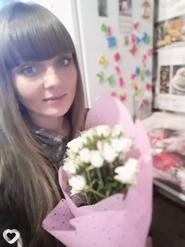 Катюша, 22, Белове — анкета №3059743