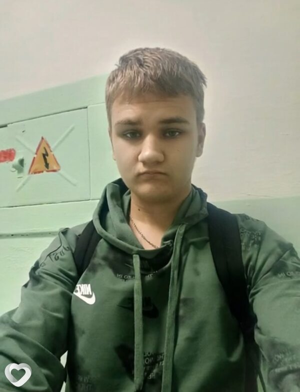 Андрей, 18, Омске — анкета №3060378