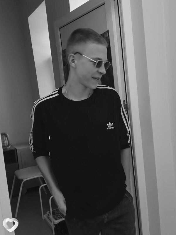 Кирилл, 18, Ставрополе — анкета №3061145