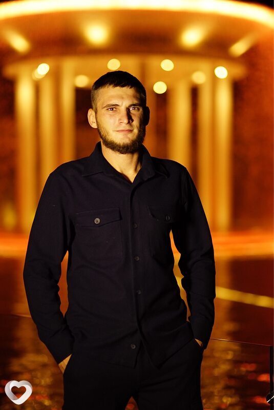 Максим, 28, Ейске — анкета №3061289