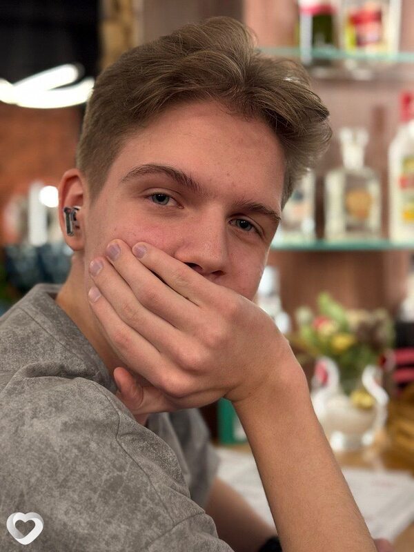 Дмитрий, 19, Челябинске — анкета №3062212
