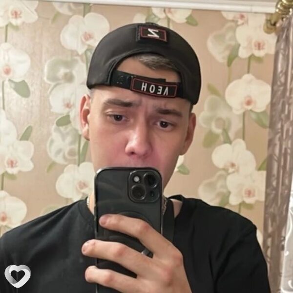 Иван, 23, Семикаракорске — анкета №3062696