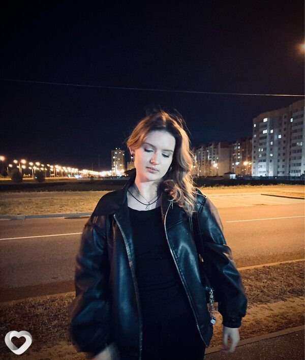 Арина, 19, Гомеле — анкета №3062925