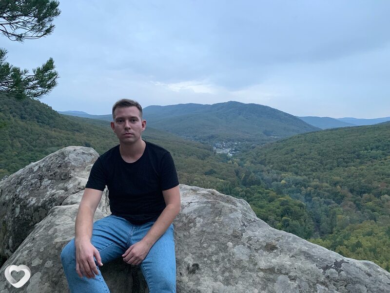 Денис, 29, Ейске — анкета №3063574