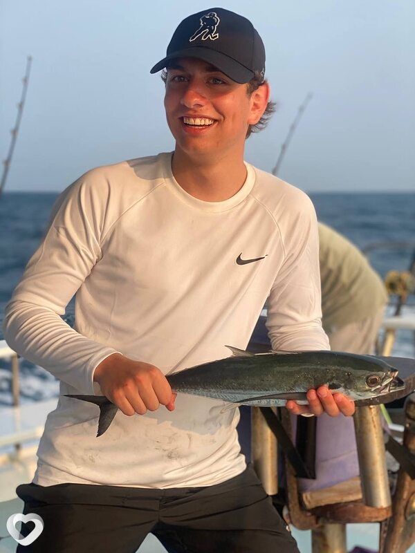 Саша, 20, Москве — анкета №3063578