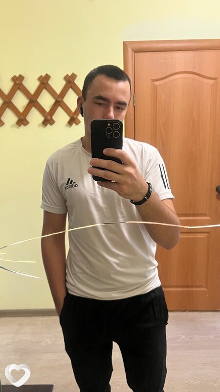 Кирилл, 21, Иркутске — анкета №3064354