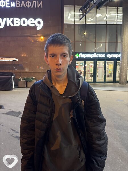 Илья, 21, Санкт-Петербурге — анкета №3064468
