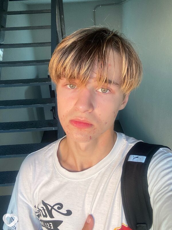 Кирилл, 19, Санкт-Петербурге — анкета №3065777