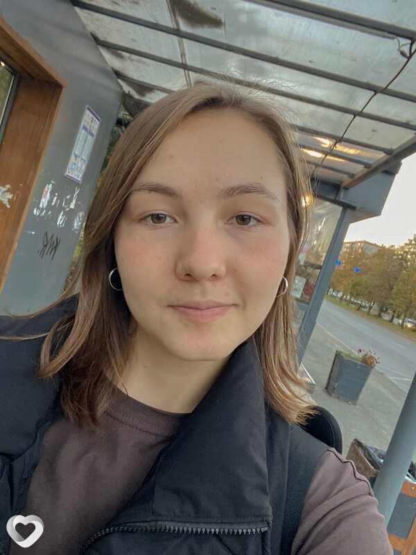 Алёна, 20, Челябинске — анкета №3065779