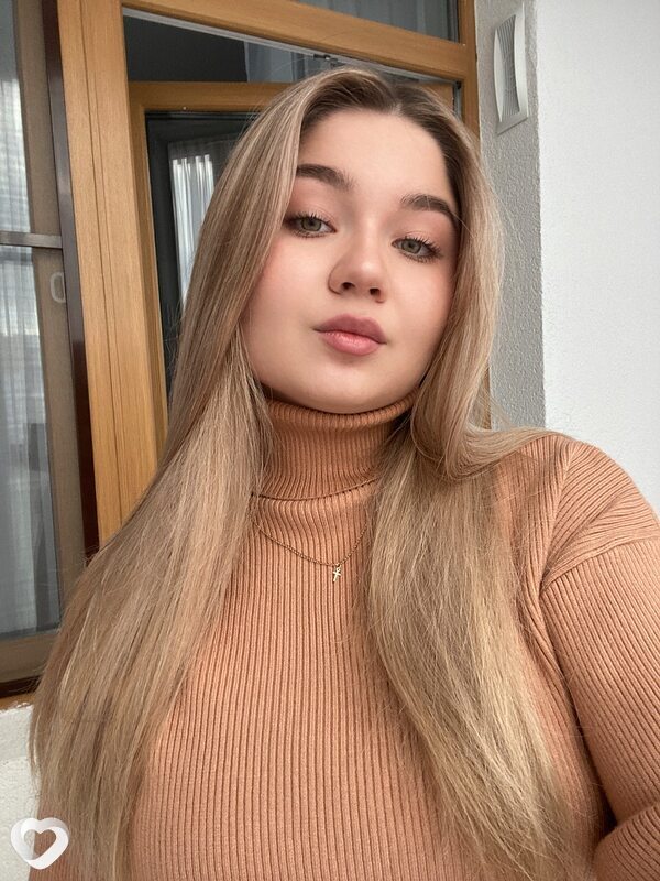 Софья, 18, Екатеринбурге — анкета №3065885