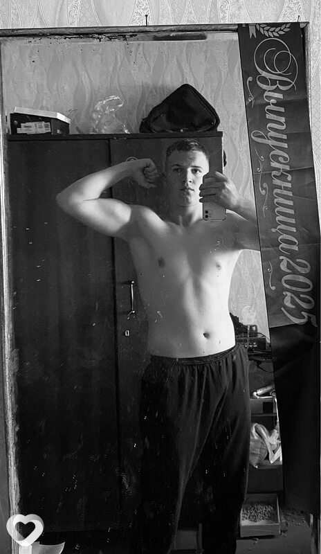 Кирилл, 21, Орше — анкета №3066229