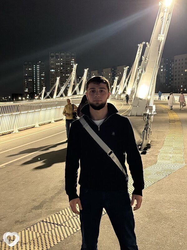 Амир, 24, Москве — анкета №3066340