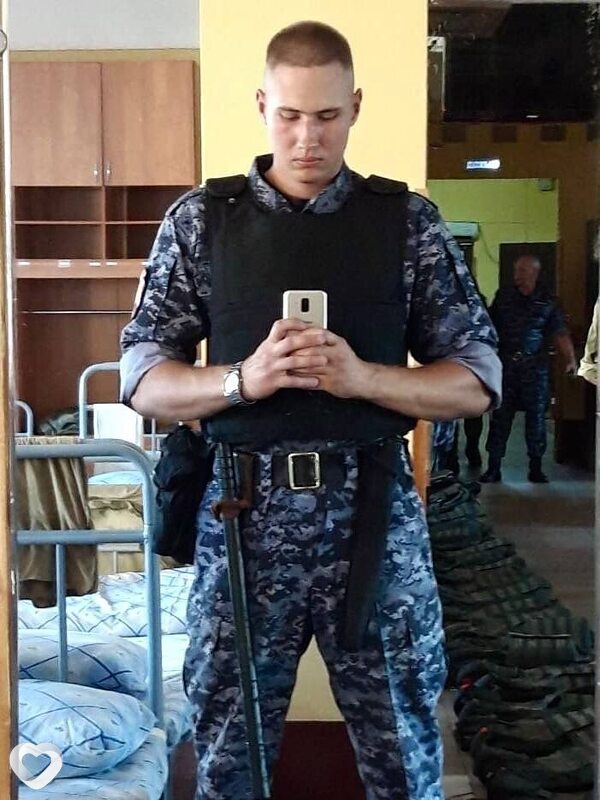 Константин, 23, Красноярске — анкета №3067225