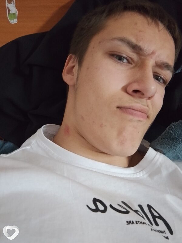 Дмитрий, 18, Барнауле — анкета №3067538