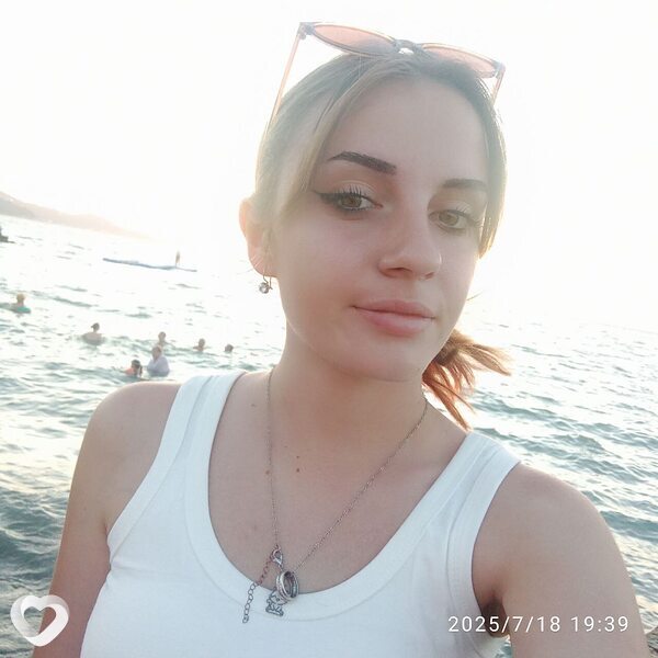 Виктория, 22, Барнауле — анкета №3067936