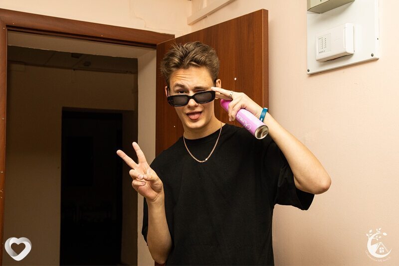 Дмитрий, 18, Барнауле — анкета №3067824