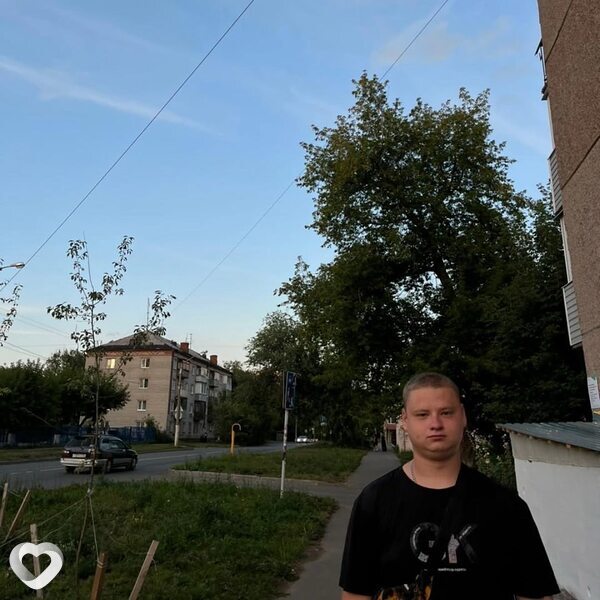 Ярослав, 19, Барнауле — анкета №3068174