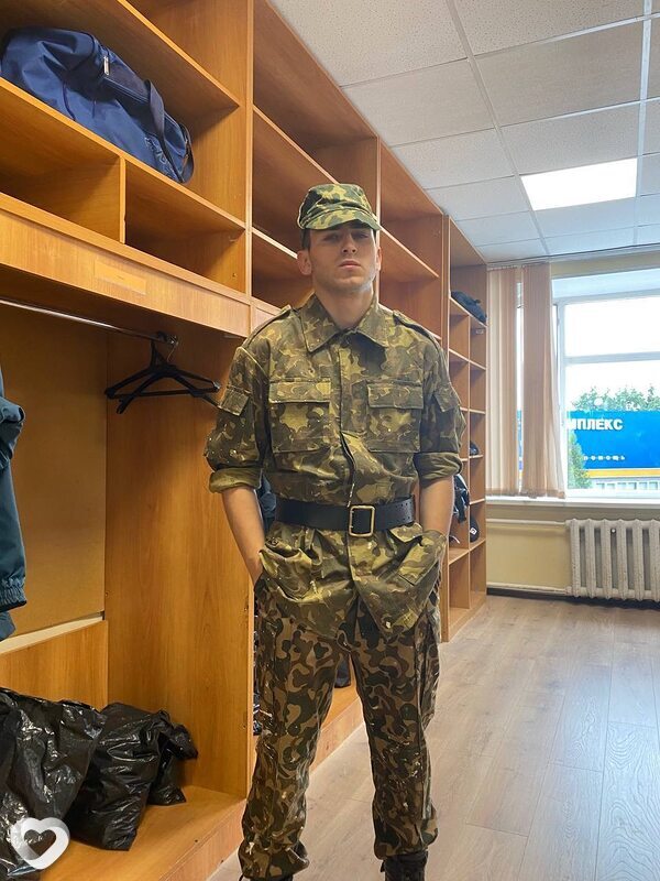 Даня, 22, Москве — анкета №3069249