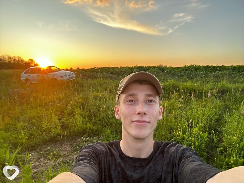 Александр, 19, Санкт-Петербурге — анкета №3069629