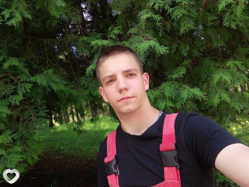 Илья, 18, Полоцке — анкета №3071265