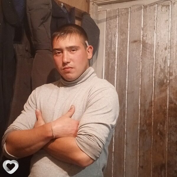Данил, 23, Шелехове — анкета №3072446