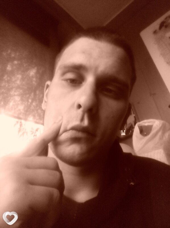 Ден, 23, Новом Осколе — анкета №3073307