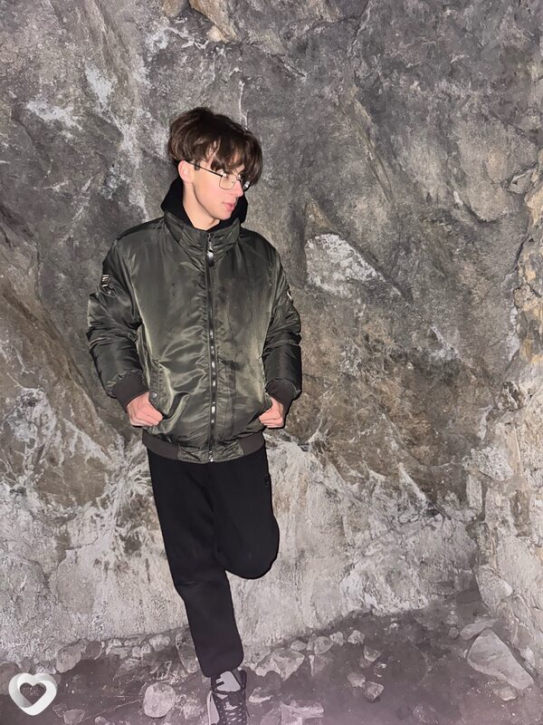 Александр, 19, Улан-Удэ — анкета №3072571