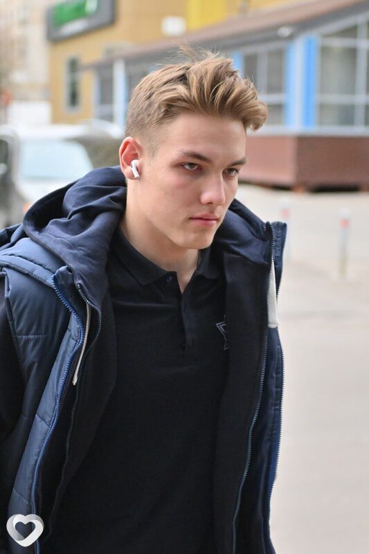 Богдан, 20, Тольятти — анкета №3072612