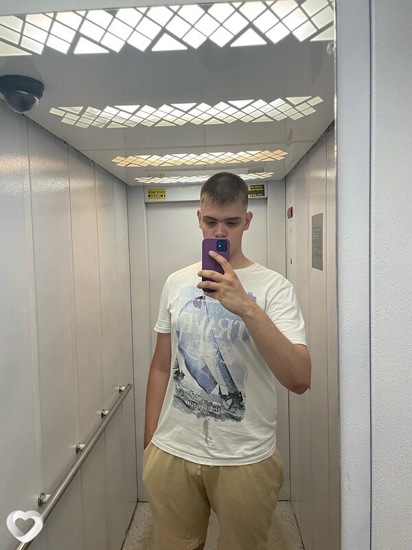Ромчик, 21, Новосибирске — анкета №3072738