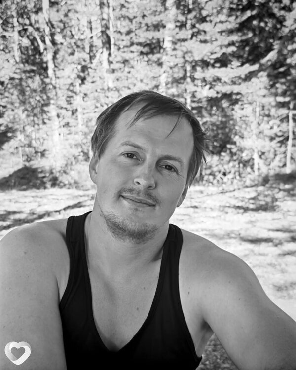 Эдуард, 29, Санкт-Петербурге — анкета №3072917