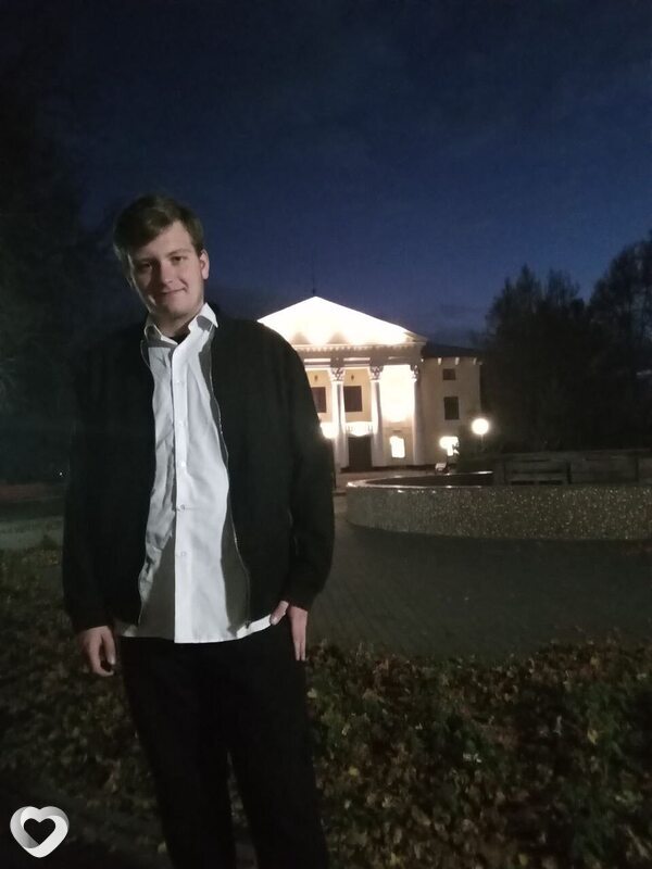 Виталий, 19, Москве — анкета №3073259