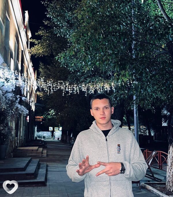 Владимир, 20, Улан-Удэ — анкета №3074094