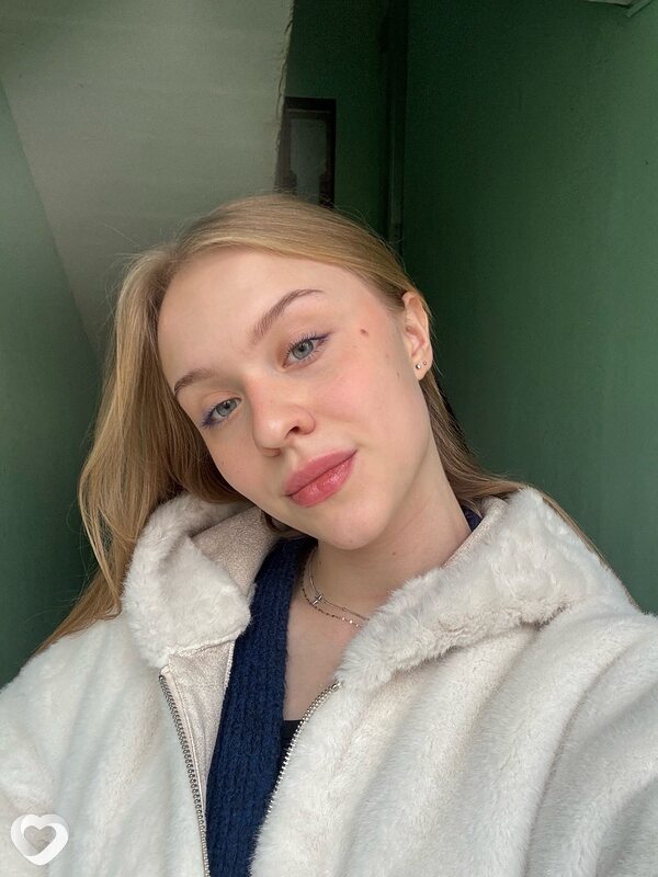 Анна, 21, Москве — анкета №3074772