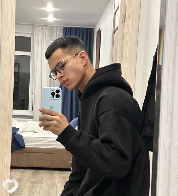 Жасур, 22, Санкт-Петербурге — анкета №3074791
