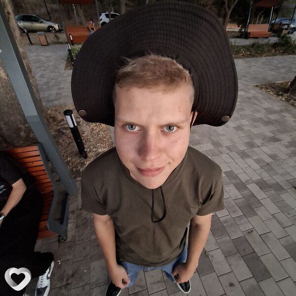 Максим, 26, Севастополе — анкета №3075348
