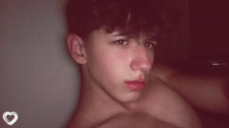 Максим, 21, Ставрополе — анкета №3075568