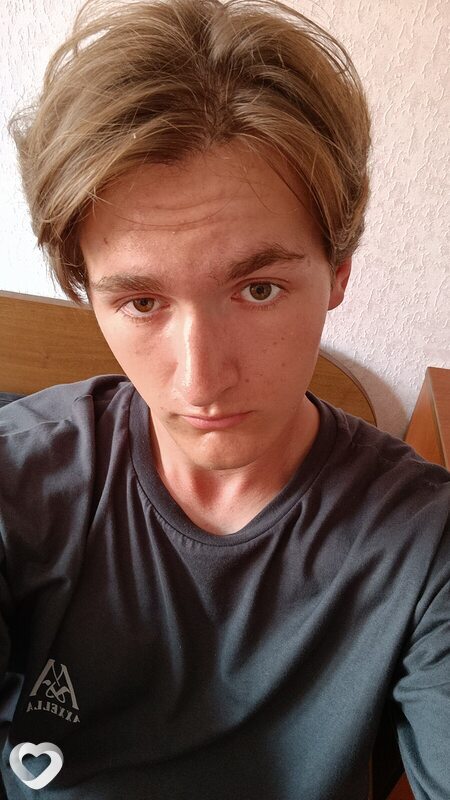 Александр, 18, Минске — анкета №3075520