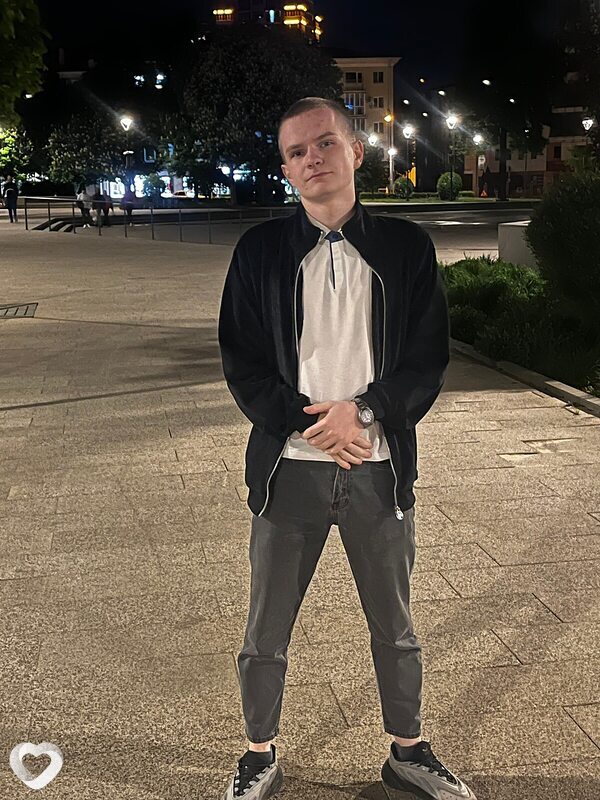 Евгений, 22, Воронеже — анкета №3075312