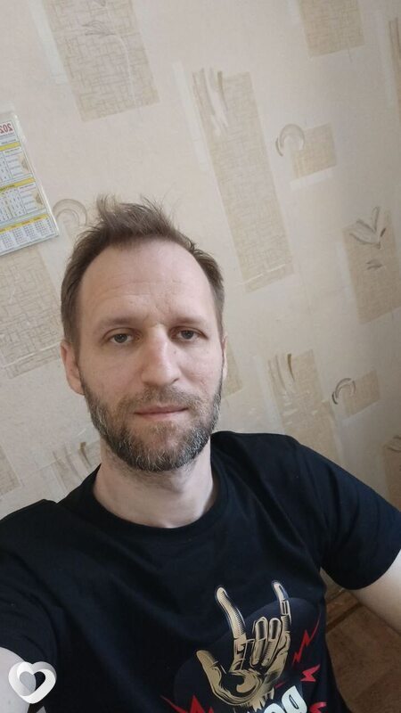 Олег, 39, Урюпинске — анкета №3075949